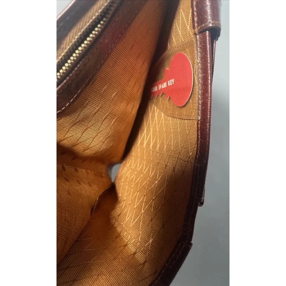 Vintage Men's Artex Australia Leather Bifold Wallet